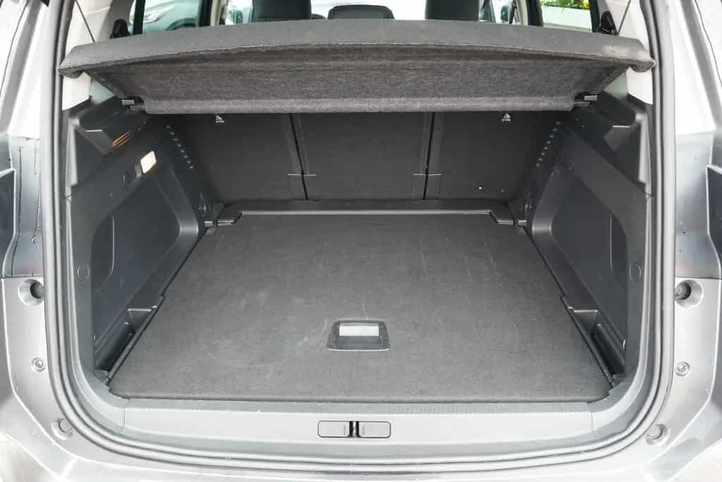 Citroën C5 Aircross 145 1.2M-Hybrid LED Navi Tempomat 03/2025-photo-9
