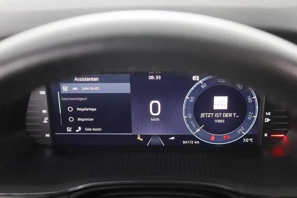 Skoda Octavia Combi 1.5 TSI LED Navi Panorama AHK DAB 06/2022-photo-17