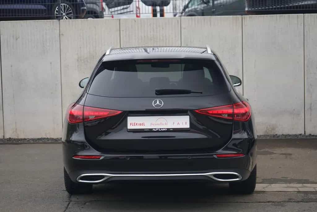 Mercedes-Benz C-Class T-Modell LED Navi Sitzheizung Totwinkel AHK 04/2022-photo-2