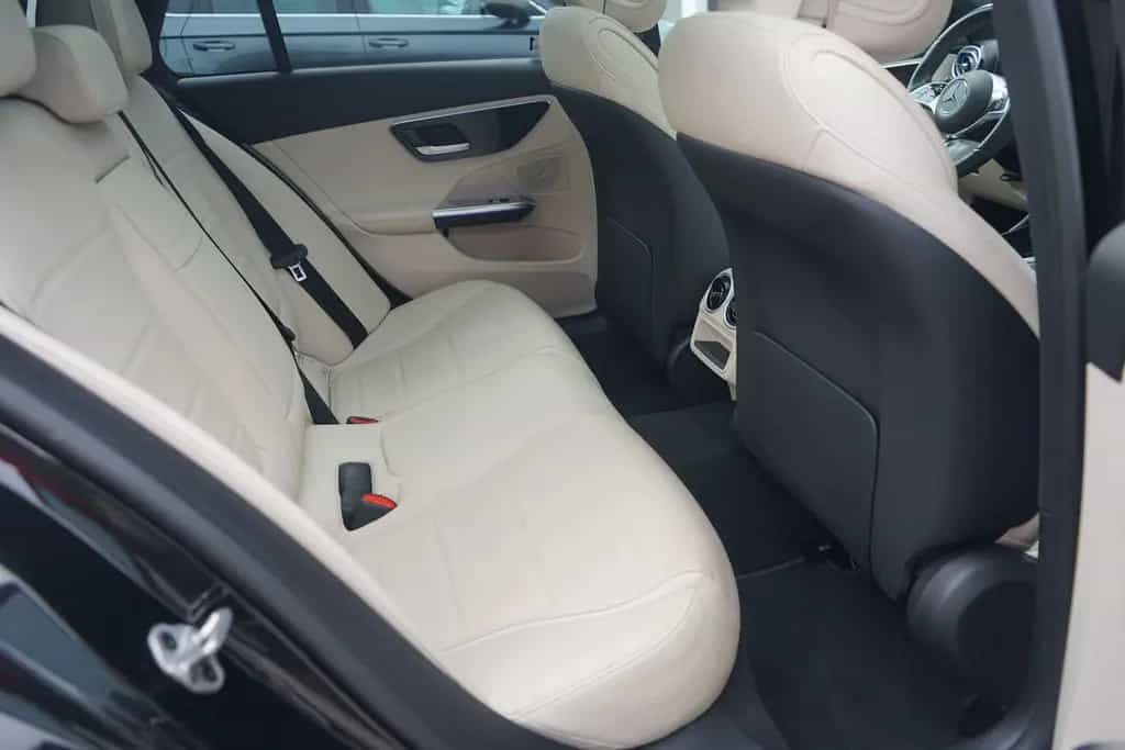 Mercedes-Benz C-Class T-Modell LED Navi Sitzheizung Totwinkel AHK 04/2022-photo-21