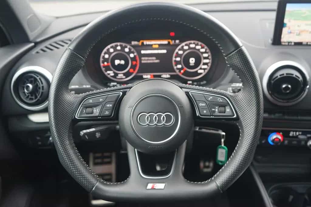 Audi A3 Sportback 35 TFSI S-Line LED Navi AHK PDC USB 01/2019-photo-12