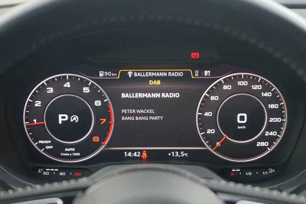 Audi A3 Sportback 35 TFSI S-Line LED Navi AHK PDC USB 01/2019-photo-15
