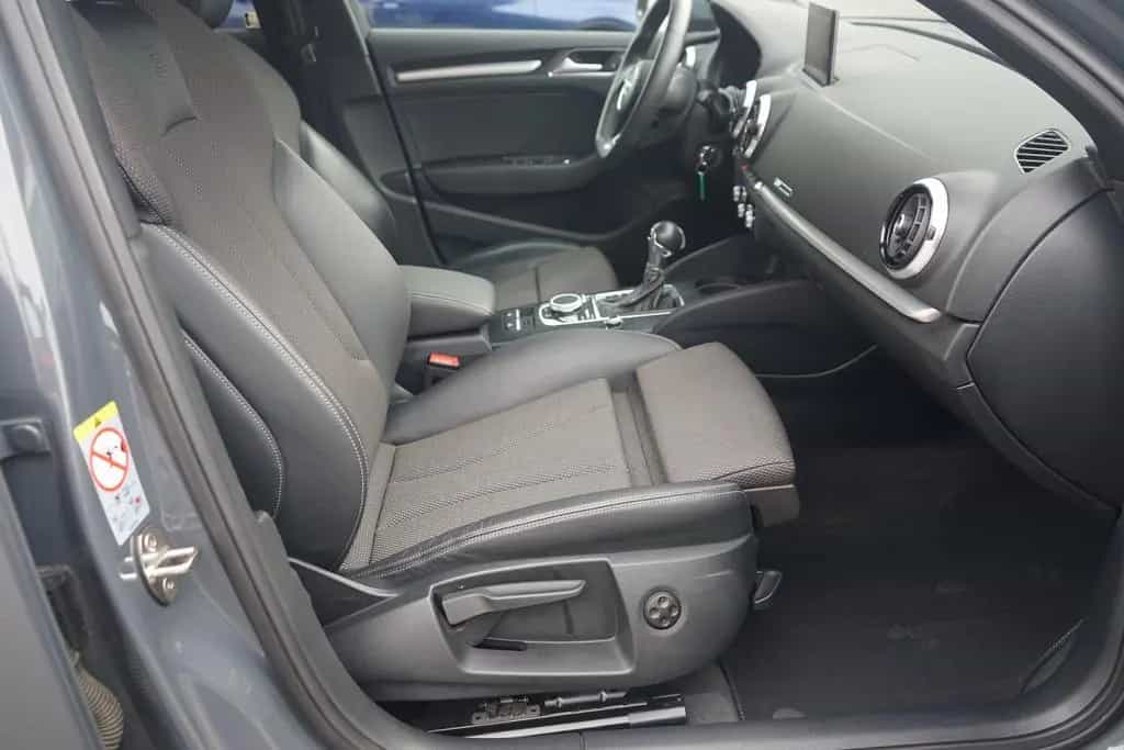 Audi A3 Sportback 35 TFSI S-Line LED Navi AHK PDC USB 01/2019-photo-22
