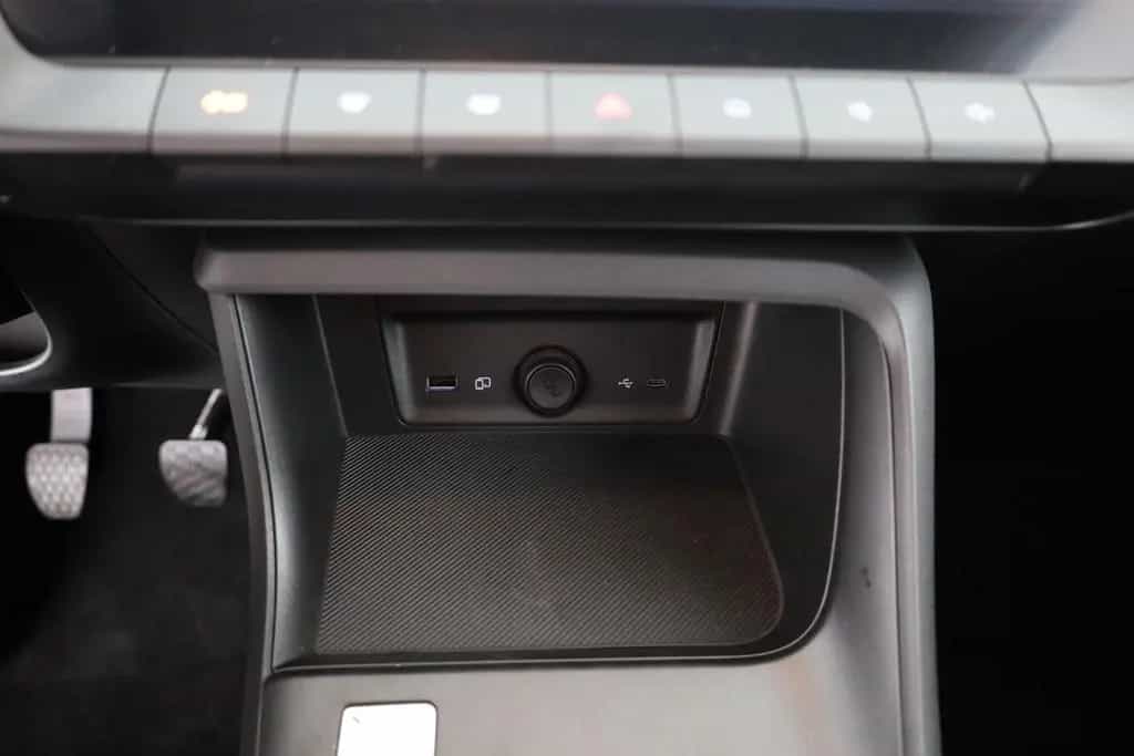 MG ZS 1.5 VTi-Tech Comfort LED Navi 360° 03/2026-photo-11