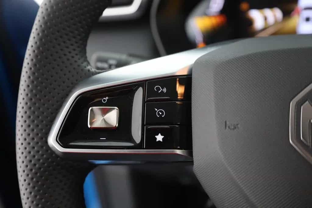 MG ZS 1.5 VTi-Tech Comfort LED Navi 360° 03/2026-photo-14