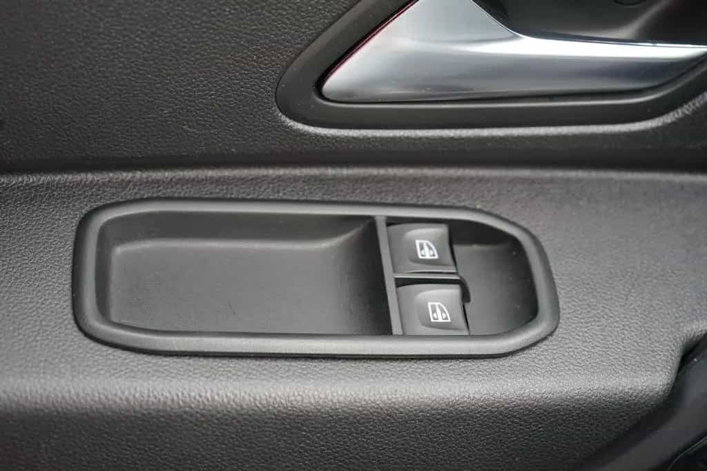Dacia Duster II 1.3 TCe 130 Comfort DAB Navi Kamera Si 06/2019-photo-14