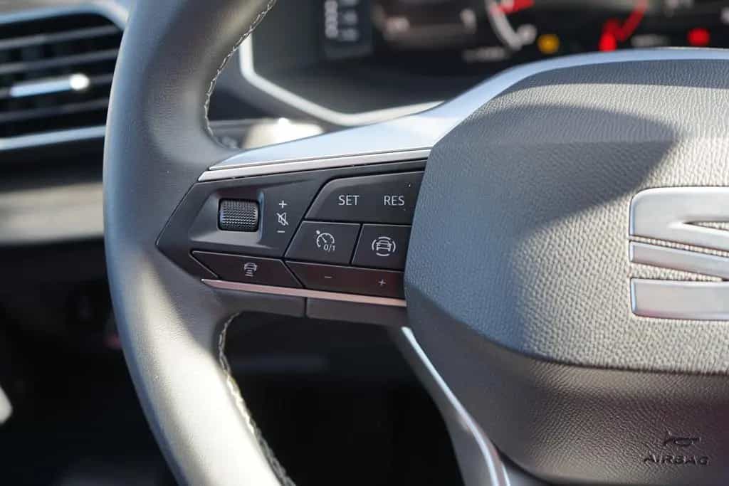 Seat Tarraco 1.5 Xcellence 7-Sitzer LED FullLink ACC 02/2021-photo-24