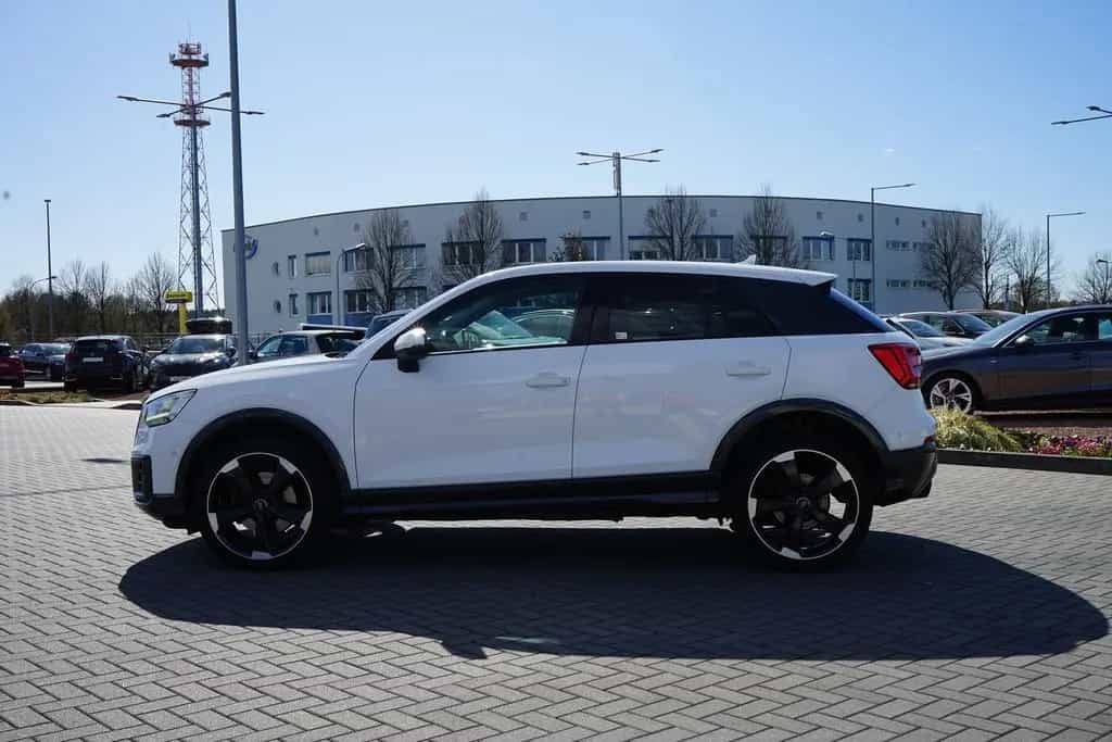 Audi Q2 1.4 TFSI S-Line S-Tronic LED Navi Sitzheizung 06/2017-photo-10