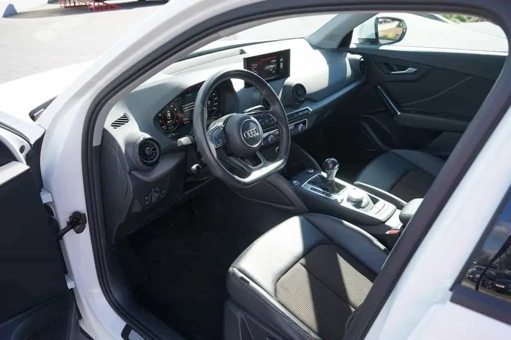 Audi Q2 1.4 TFSI S-Line S-Tronic LED Navi Sitzheizung 06/2017-photo-11