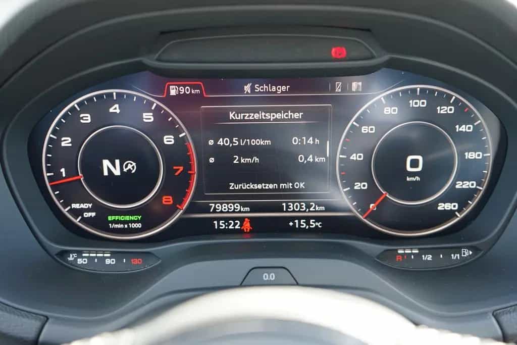 Audi Q2 1.4 TFSI S-Line S-Tronic LED Navi Sitzheizung 06/2017-photo-24