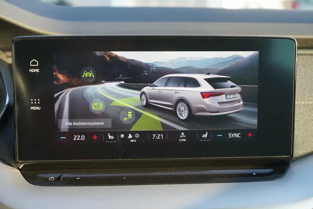 Skoda Octavia Combi 1.5 TSI First Edition 08/2020-photo-29