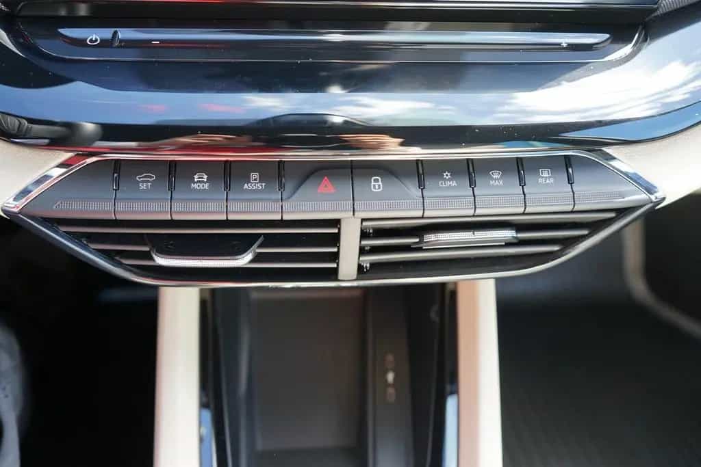 Skoda Octavia 1.5 e TSI AHK Kamera ACC Winterpaket 03/2021-photo-33