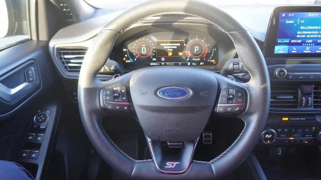 Ford Focus 2.3 EcoBoost ST Performance LED Navi ACC 12/2020-photo-20