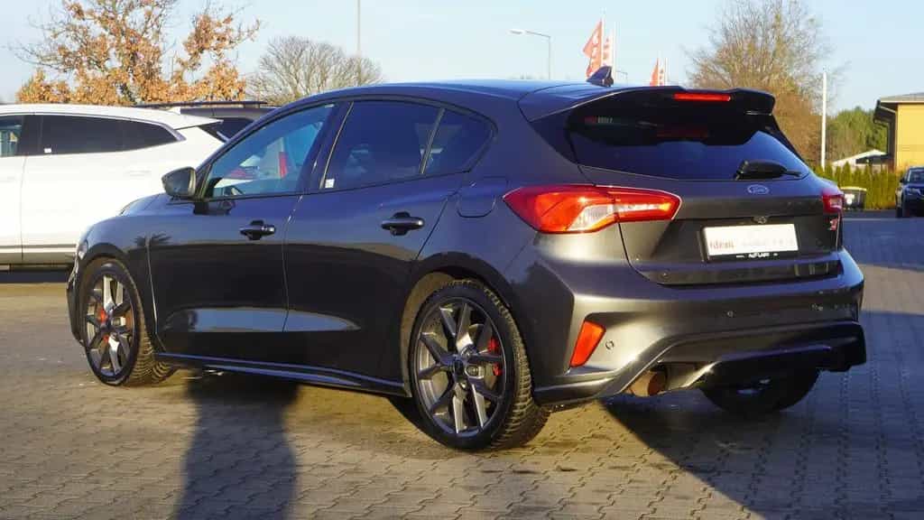 Ford Focus 2.3 EcoBoost ST Performance LED Navi ACC 12/2020-photo-3