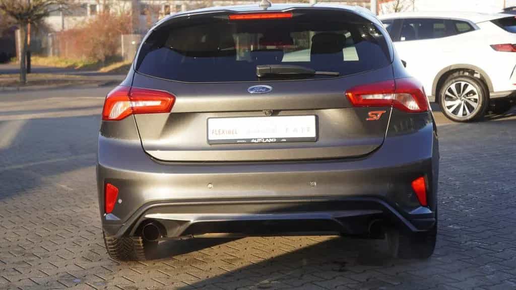 Ford Focus 2.3 EcoBoost ST Performance LED Navi ACC 12/2020-photo-4
