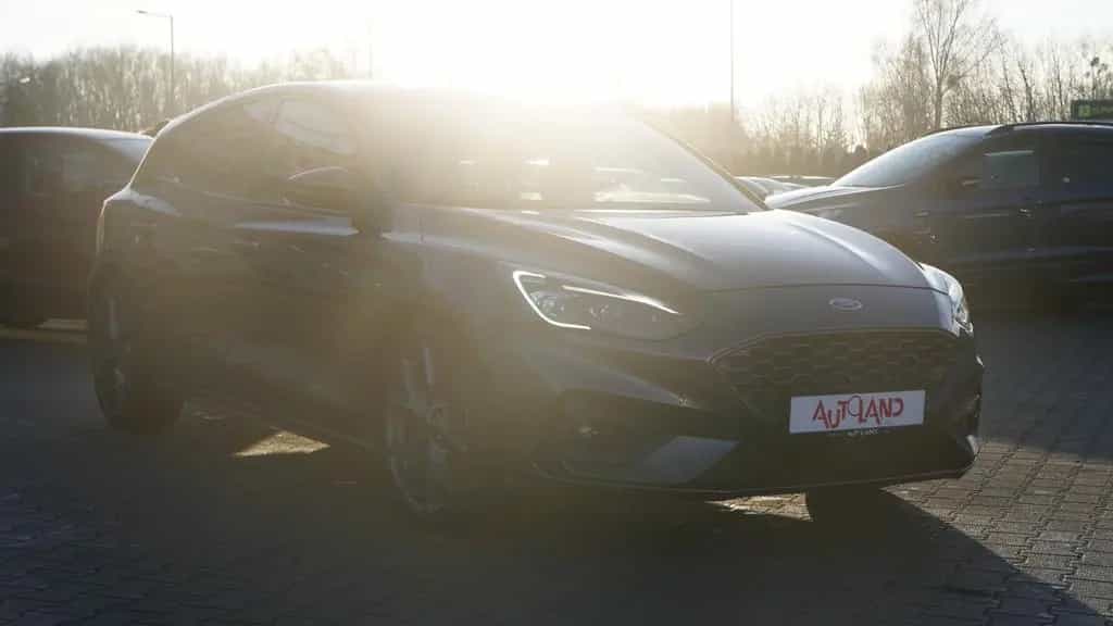 Ford Focus 2.3 EcoBoost ST Performance LED Navi ACC 12/2020-photo-7