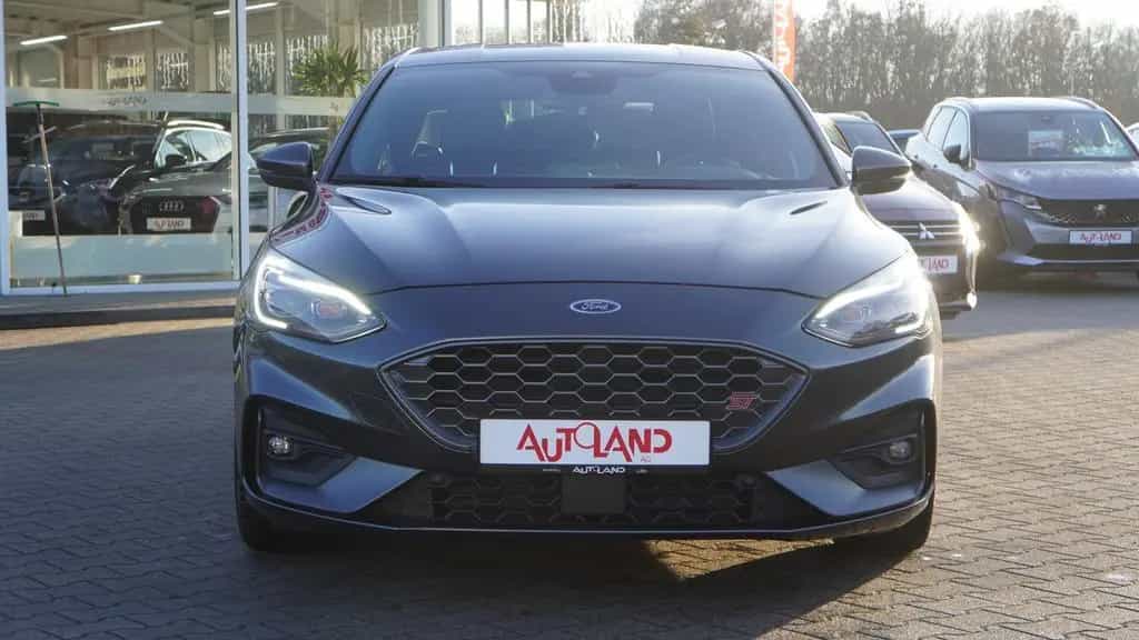 Ford Focus 2.3 EcoBoost ST Performance LED Navi ACC 12/2020-photo-8
