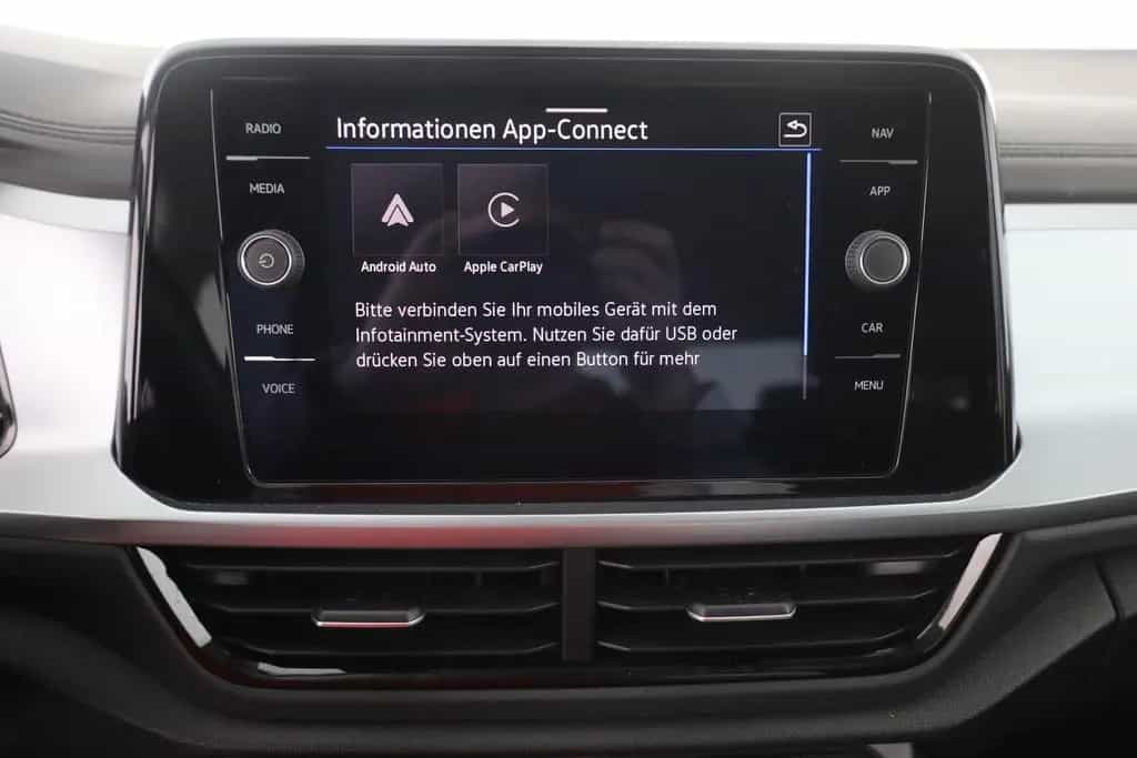 Volkswagen T-Roc 1.5 TSI DSG LED ACC Kamera Sitzheizung 07/2024-photo-10