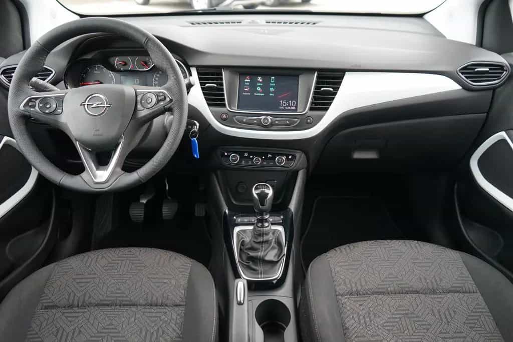 Opel Crossland 1.2 120 Jahre LED Sitzheizung PDC USB 09/2019-photo-11