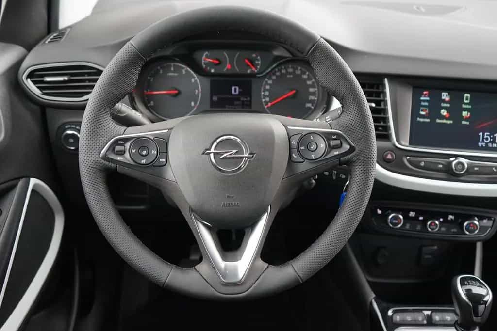 Opel Crossland 1.2 120 Jahre LED Sitzheizung PDC USB 09/2019-photo-13