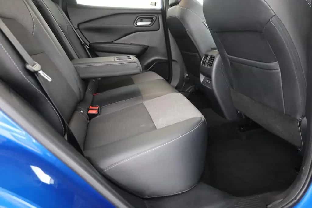 Nissan Qashqai N-Connecta 1.3 Dig-T MHEV Aut. LED ACC 02/2025-photo-24