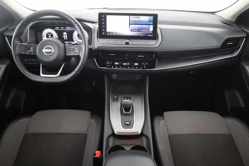 Nissan Qashqai N-Connecta 1.3 Dig-T MHEV Aut. LED ACC 02/2025-photo-8
