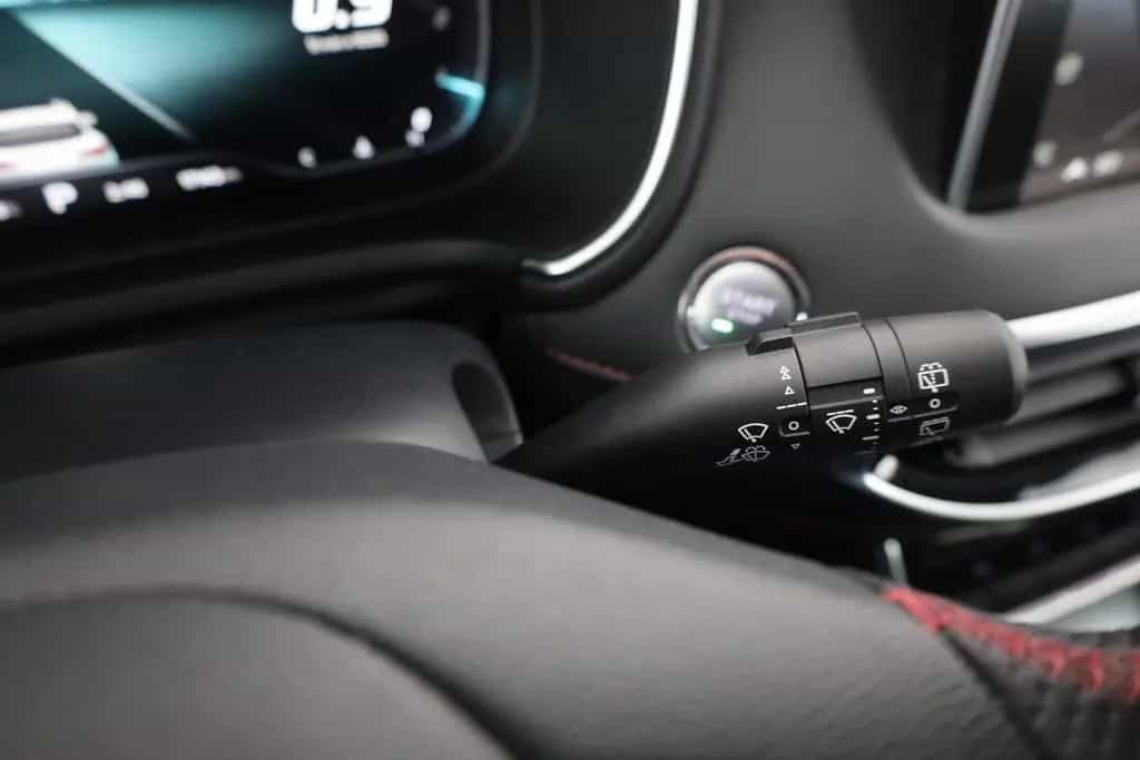 MG HS 1.5 T-GDI Luxury Aut. LED ACC Navi 360° Pano 02/2024-photo-19