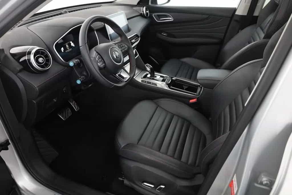 MG HS 1.5 T-GDI Luxury Aut. LED ACC Navi 360° Pano 02/2024-photo-21