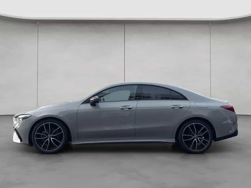 Mercedes-Benz CLA 180 AMG Special Edition 01/2026-photo-1