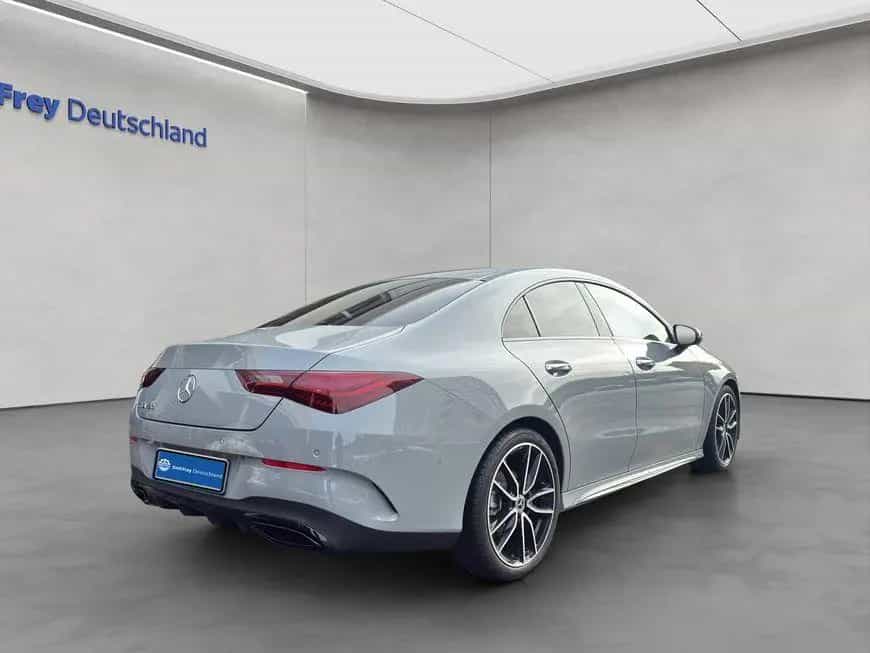 Mercedes-Benz CLA 180 AMG Special Edition 01/2026-photo-5