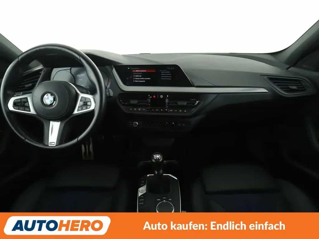 BMW 118 1er 118i M Sport 12/2020-photo-11