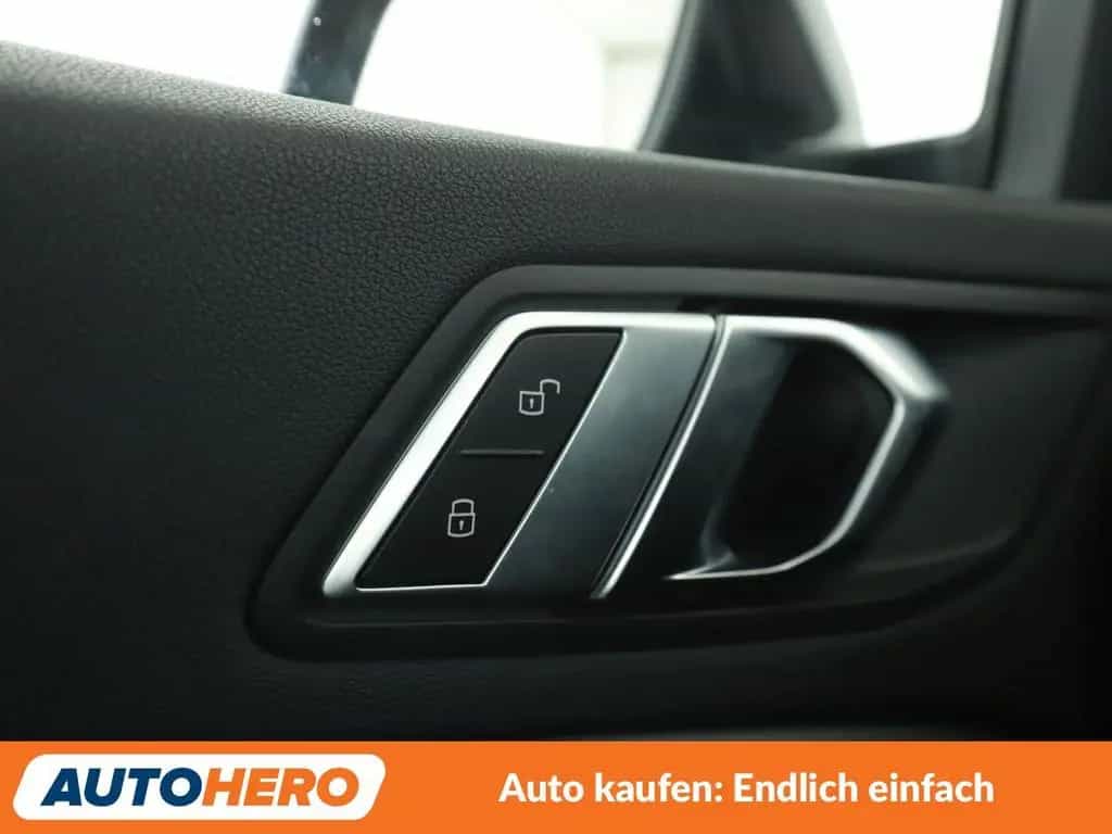 BMW 118 1er 118i M Sport 12/2020-photo-32