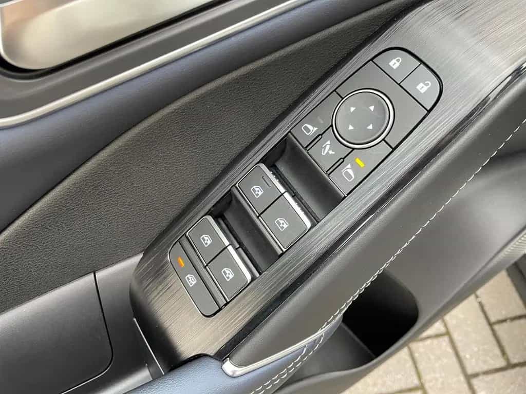 Nissan Qashqai Xtronic 4x4 tekna Pano+19Z+Design+Busine 07/2024-photo-25