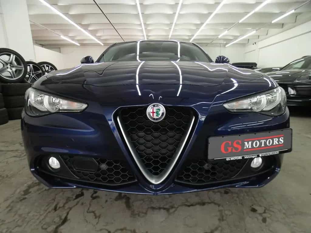 Alfa Romeo Giulia Super 2.2 JTDM*KAMERA*KEYLESS*BLUETOOTH 06/2017-photo-1