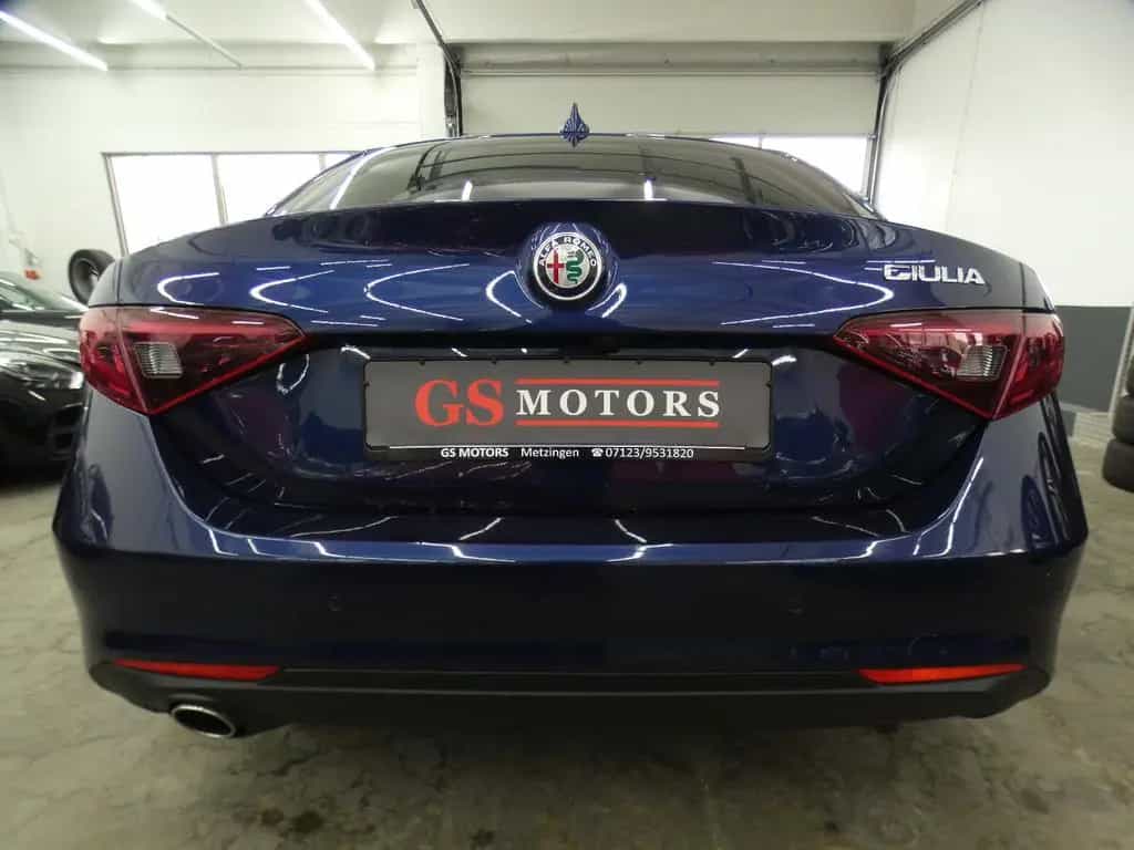 Alfa Romeo Giulia Super 2.2 JTDM*KAMERA*KEYLESS*BLUETOOTH 06/2017-photo-3