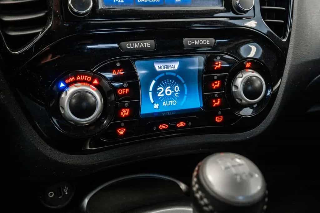 Nissan Juke 1.2 Benzin DIG-T Tekna 116 PS Navi Kamera 11/2015-photo-24