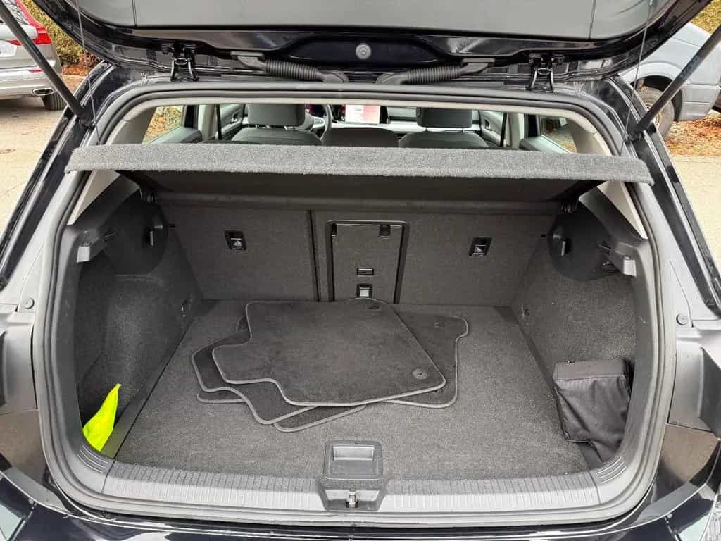 Volkswagen Golf VIII LIM. 1.5 TSI Life/DSG/ACC/NAVI/LED/ALU 08/2020-photo-10