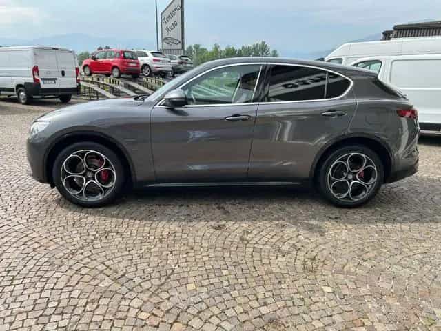 Alfa Romeo Stelvio ROMEO Stelvio 2.2 Turbodiesel 210 CV AT8 Q4 05/2021-photo-2