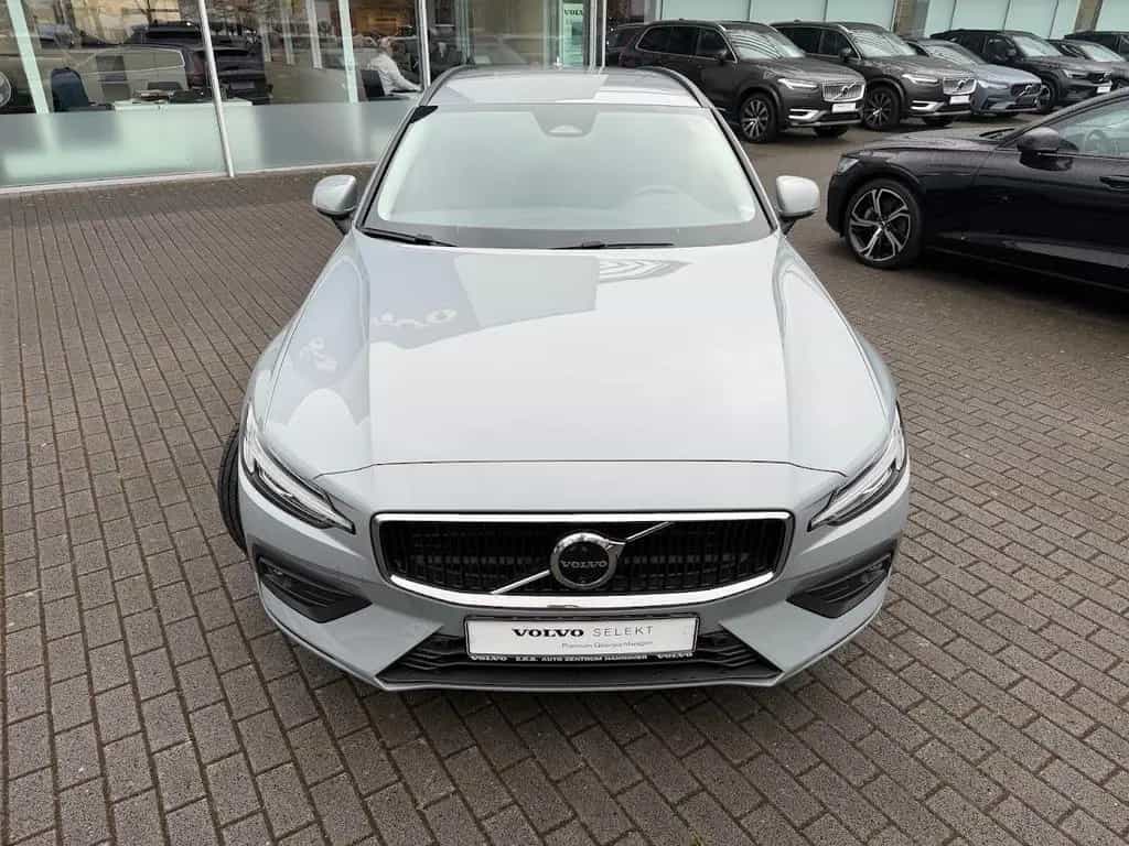 Volvo V60 B4 Kombi Core 12/2024-photo-12