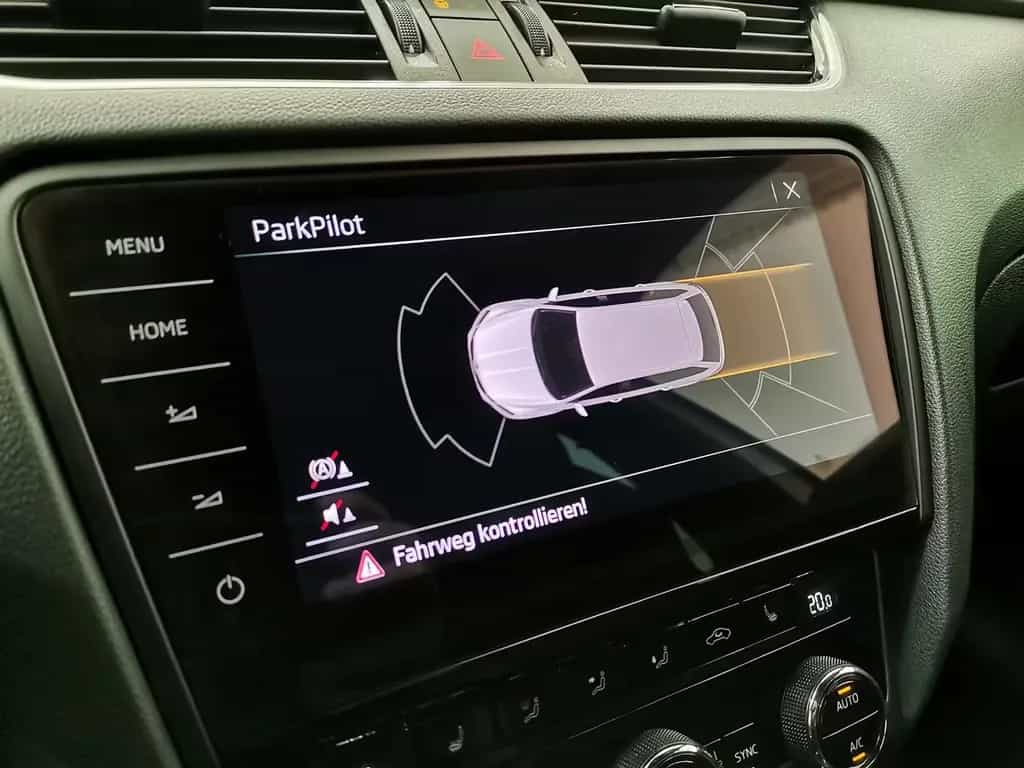 Skoda Octavia Combi 2.0 TSI RS LED|Navi|Standhzg. 06/2018-photo-13