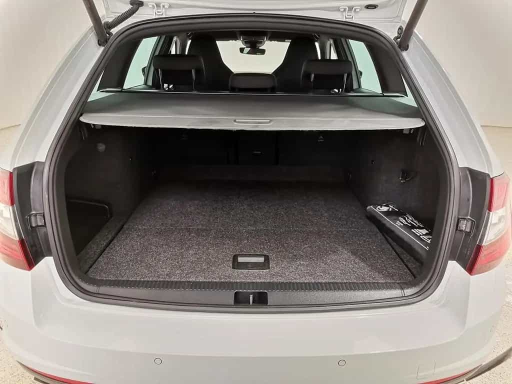Skoda Octavia Combi 2.0 TSI RS LED|Navi|Standhzg. 06/2018-photo-22