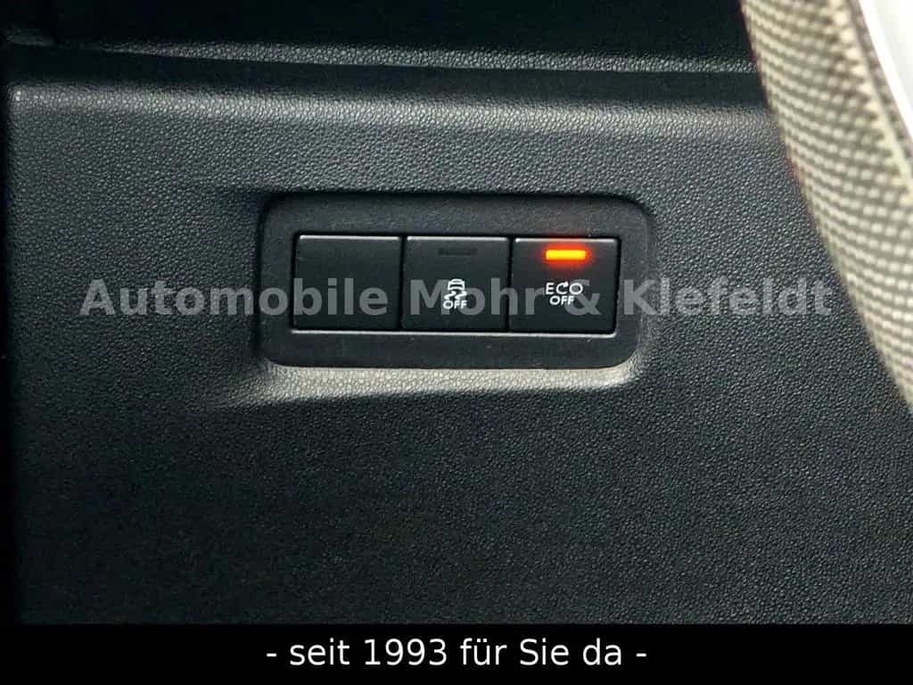 Citroën C3 Exclusive*1VB*DAB*NAVI*BLUETOOTH*CAM*PDC* 06/2016-photo-16