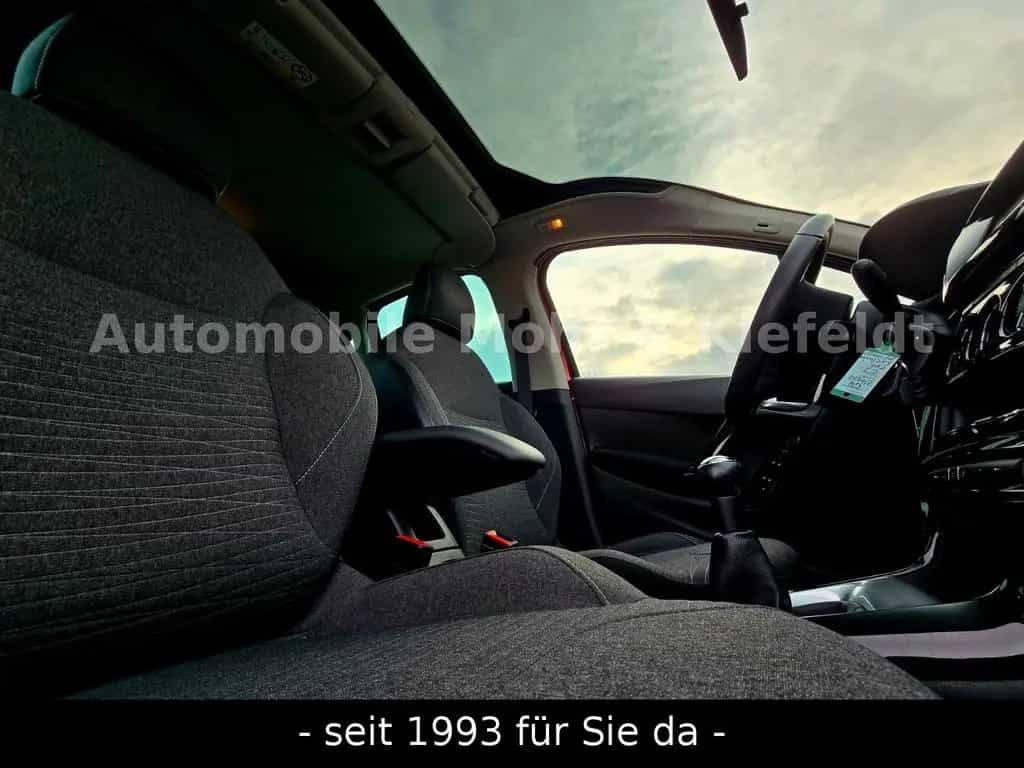 Citroën C3 Exclusive*1VB*DAB*NAVI*BLUETOOTH*CAM*PDC* 06/2016-photo-28