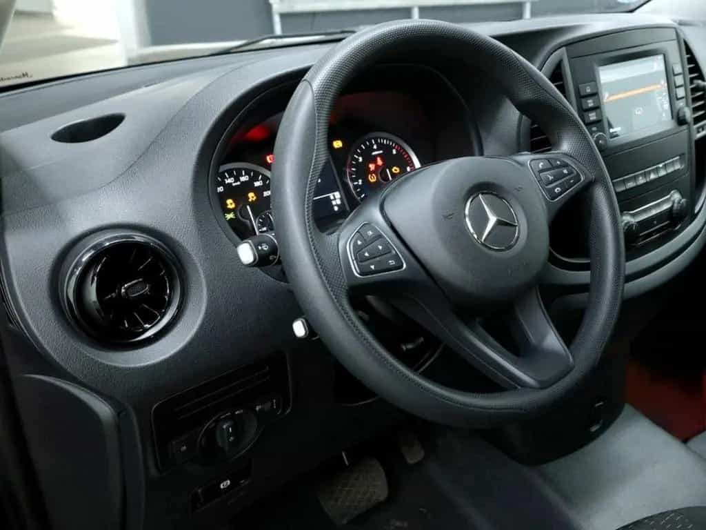 Mercedes-Benz Vito 114 CDI Tourer PRO Lang AUTOMATIK+NAVI+SHZG 08/2022-photo-5