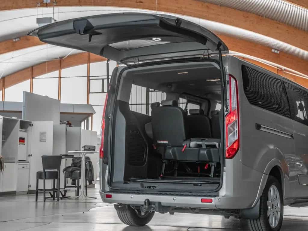 Ford Tourneo Custom Kombi L2 H1 310 VA Titanium Navi 05/2017-photo-9