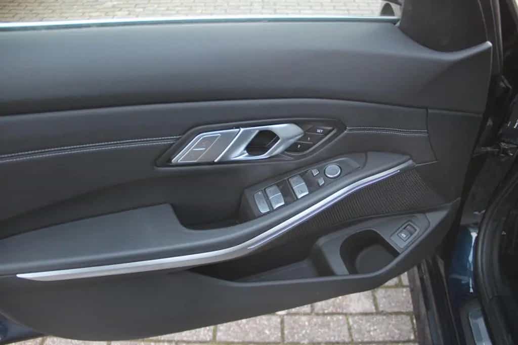 BMW 320 d xDrive Luxury Line, LED, RFK, Stndhz 12/2021-photo-10