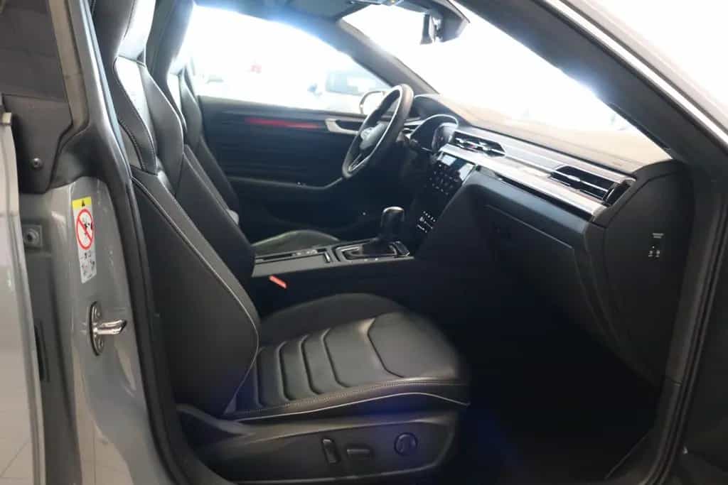 Volkswagen Arteon Shooting Brake R-Line DCC Matrix 360° 12/2023-photo-30