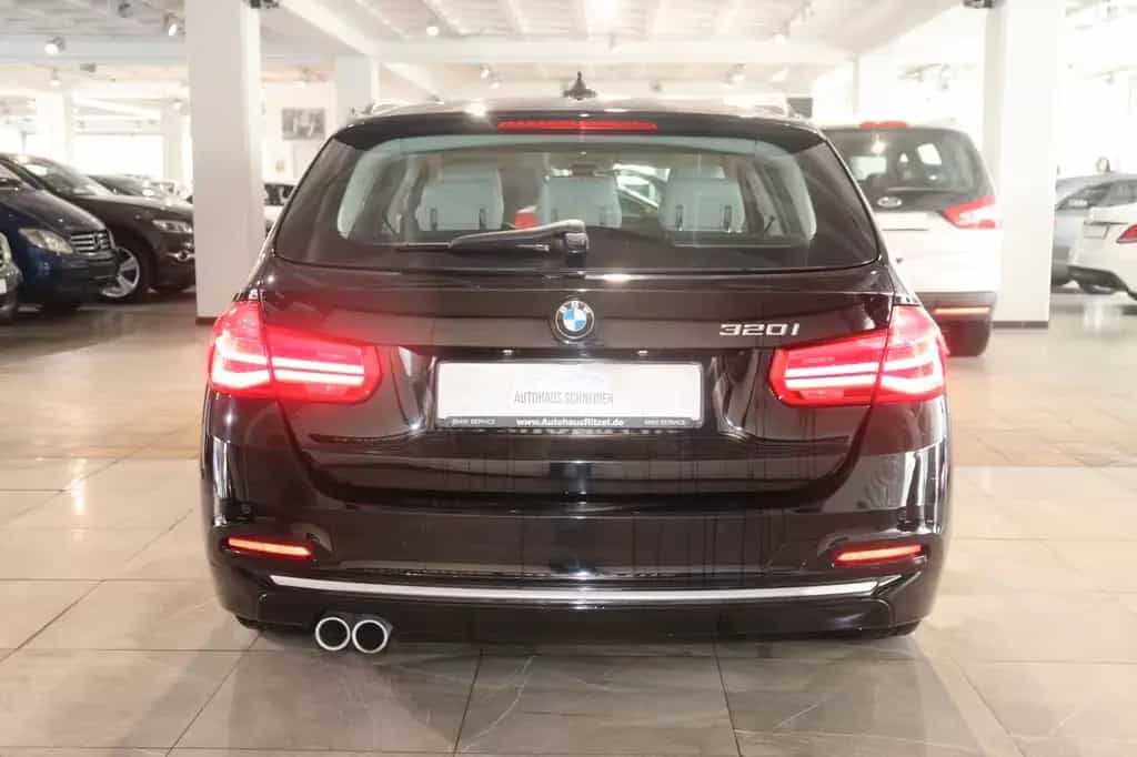 BMW 3 Series i Luxury Line Purity *Automatik*Erst 60tkm* 01/2019-photo-8