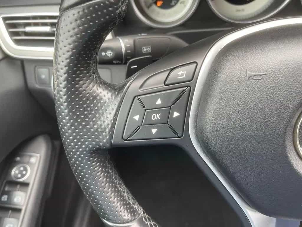 Mercedes-Benz E-Class 400 CGI 7G-Tronic Avantgarde LED PANO NAVI RFK 06/2015-photo-22