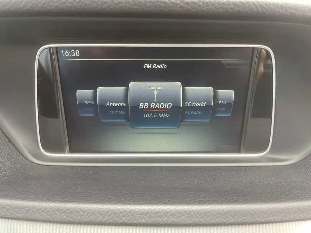 Mercedes-Benz E-Class 400 CGI 7G-Tronic Avantgarde LED PANO NAVI RFK 06/2015-photo-25